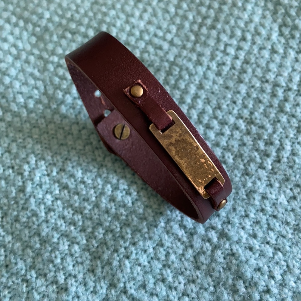 NEW LEATHER BRACELET